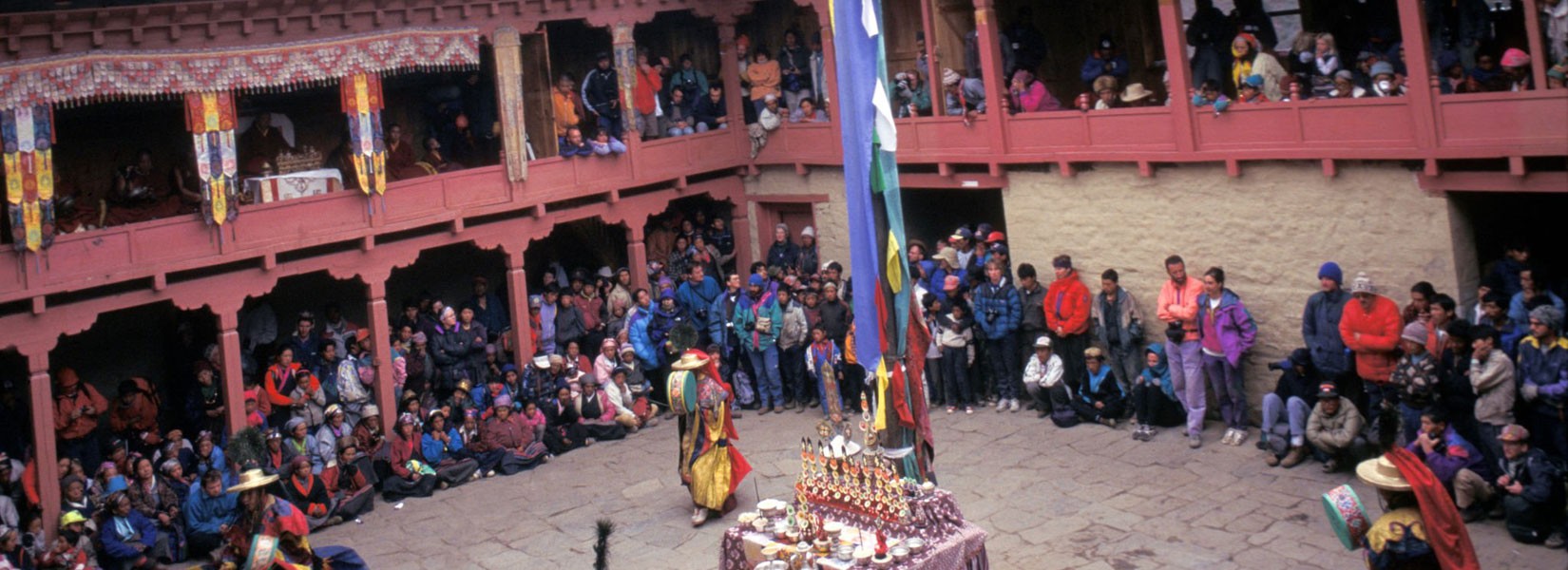 The Ultimate Guide to Mani Rimdu Festival at Tengboche Monastery